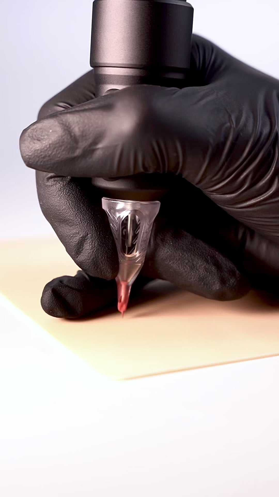 PLUSH. Wireless Tattoo Machine